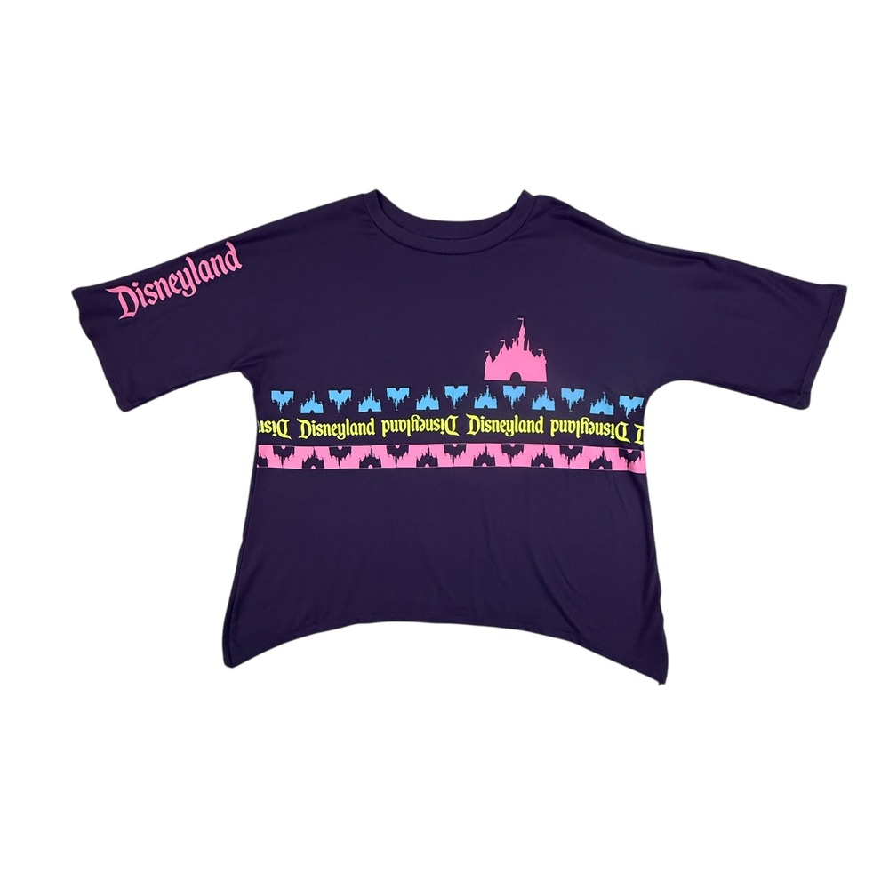 Disney Shirt Women's Medium Cropped Graphic Print Top Disneyland Castle‎ Purple